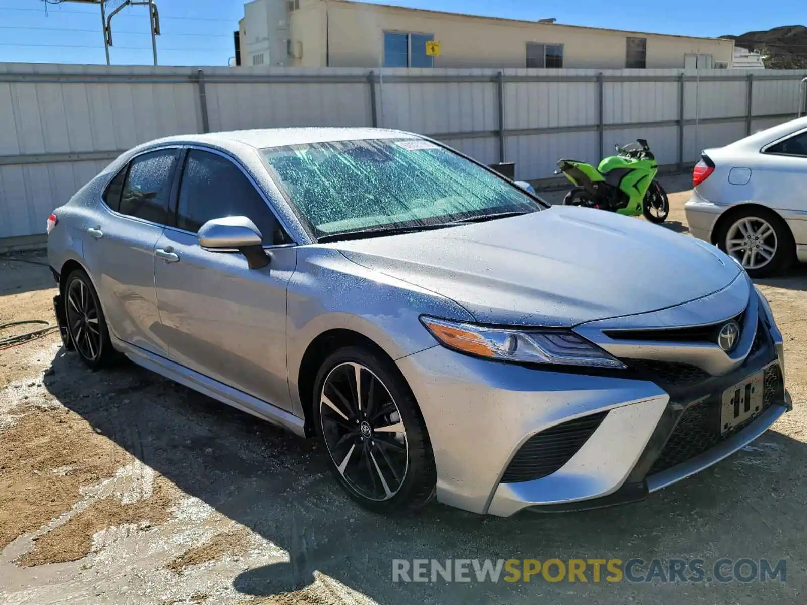 1 Photograph of a damaged car 4T1K61AK0LU903853 TOYOTA CAMRY 2020