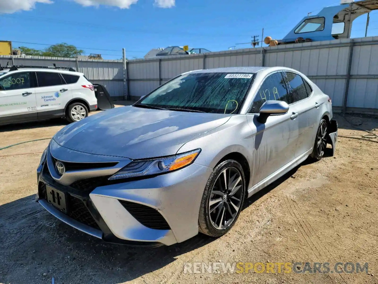 2 Photograph of a damaged car 4T1K61AK0LU903853 TOYOTA CAMRY 2020