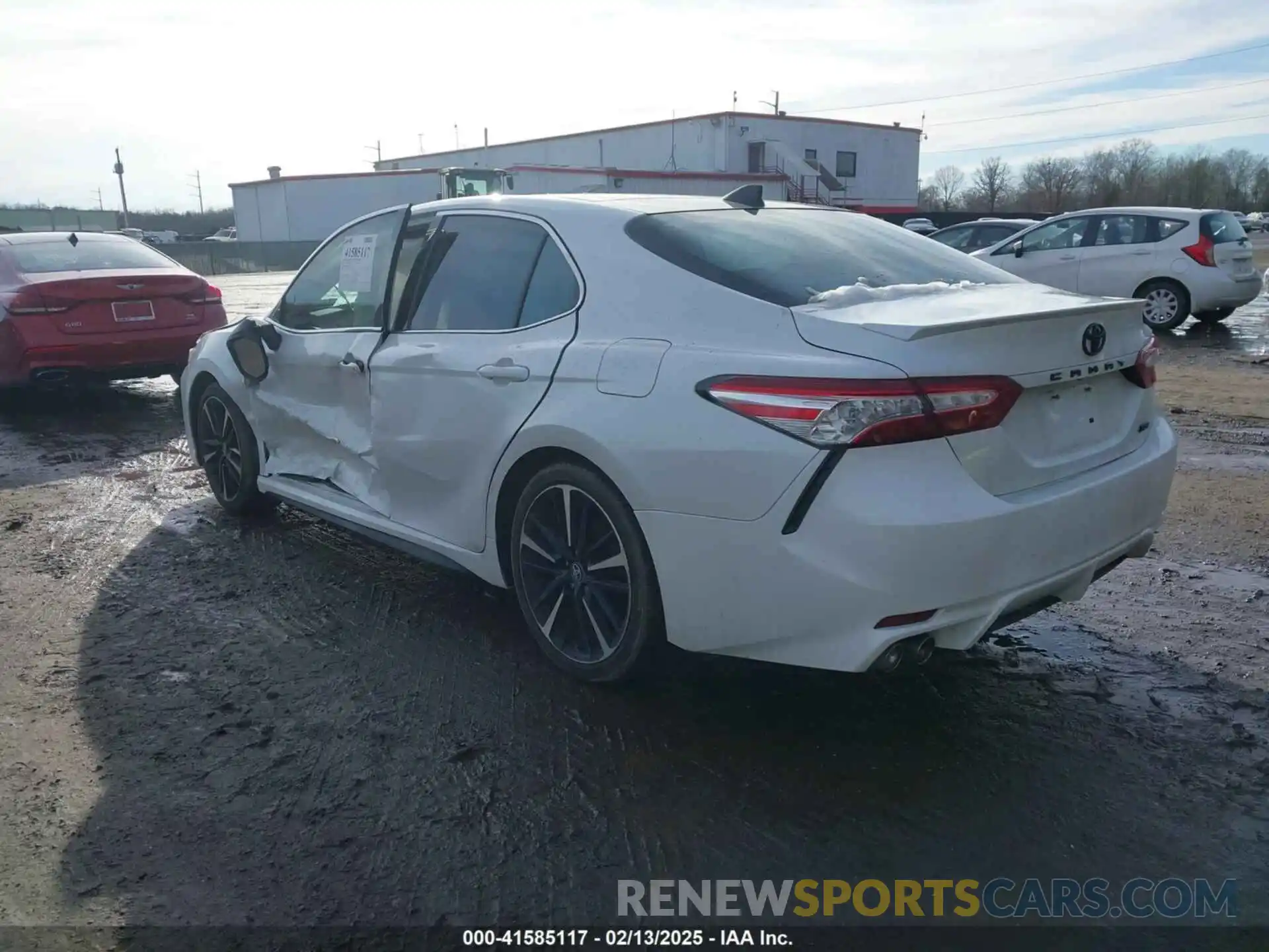 3 Photograph of a damaged car 4T1K61AK0LU932611 TOYOTA CAMRY 2020