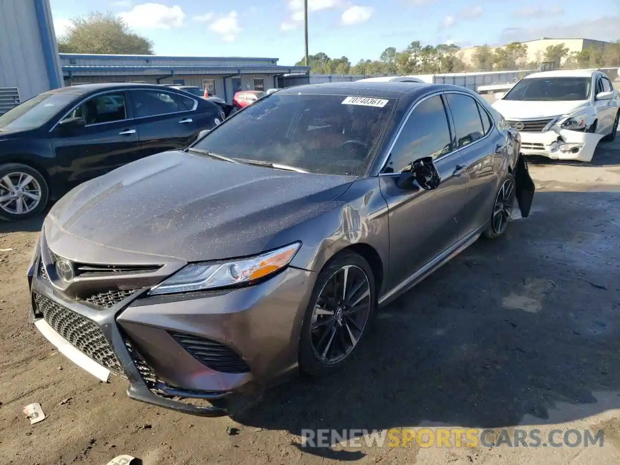 2 Photograph of a damaged car 4T1K61AK0LU941647 TOYOTA CAMRY 2020