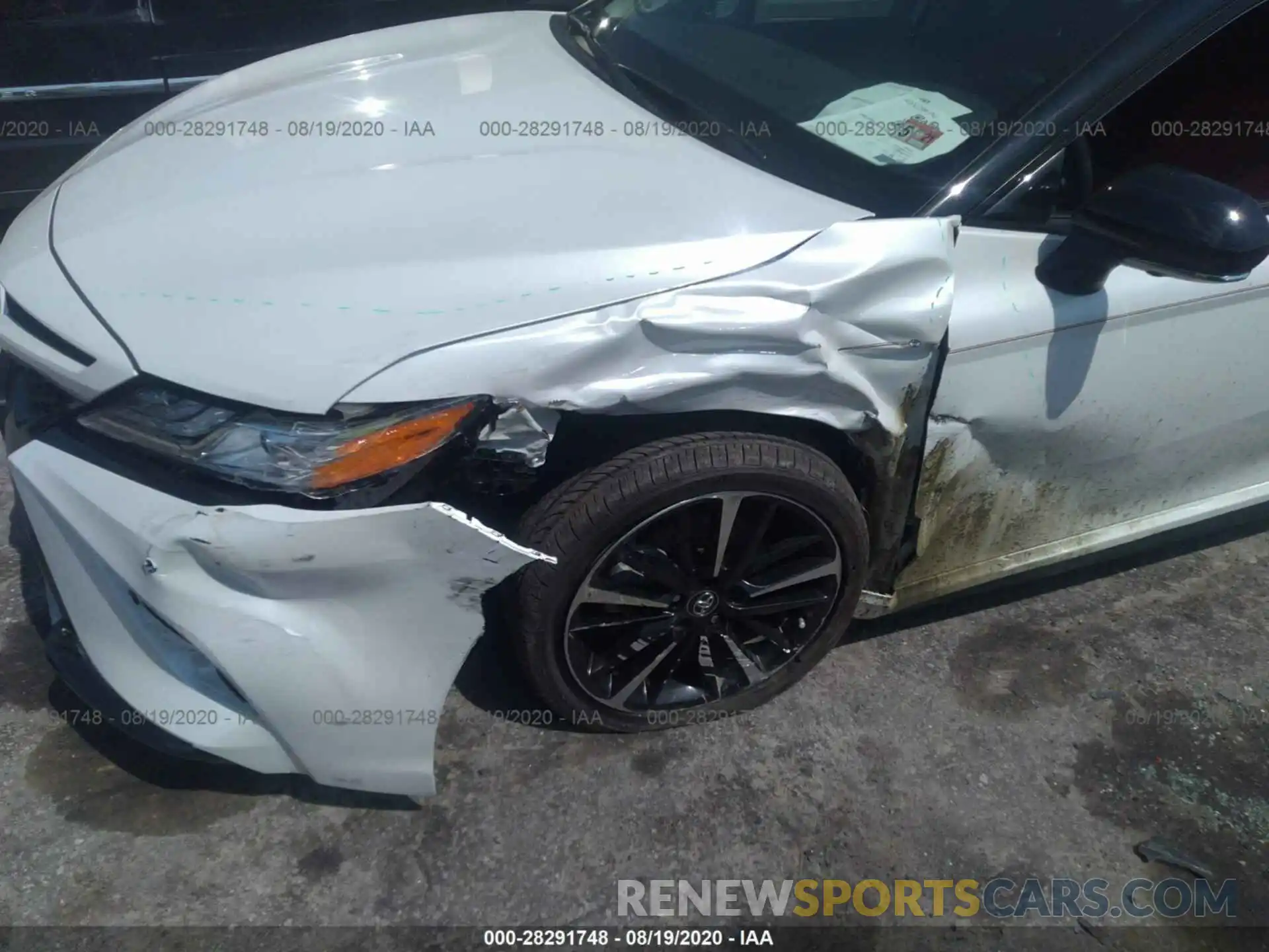 6 Photograph of a damaged car 4T1K61AK1LU324967 TOYOTA CAMRY 2020