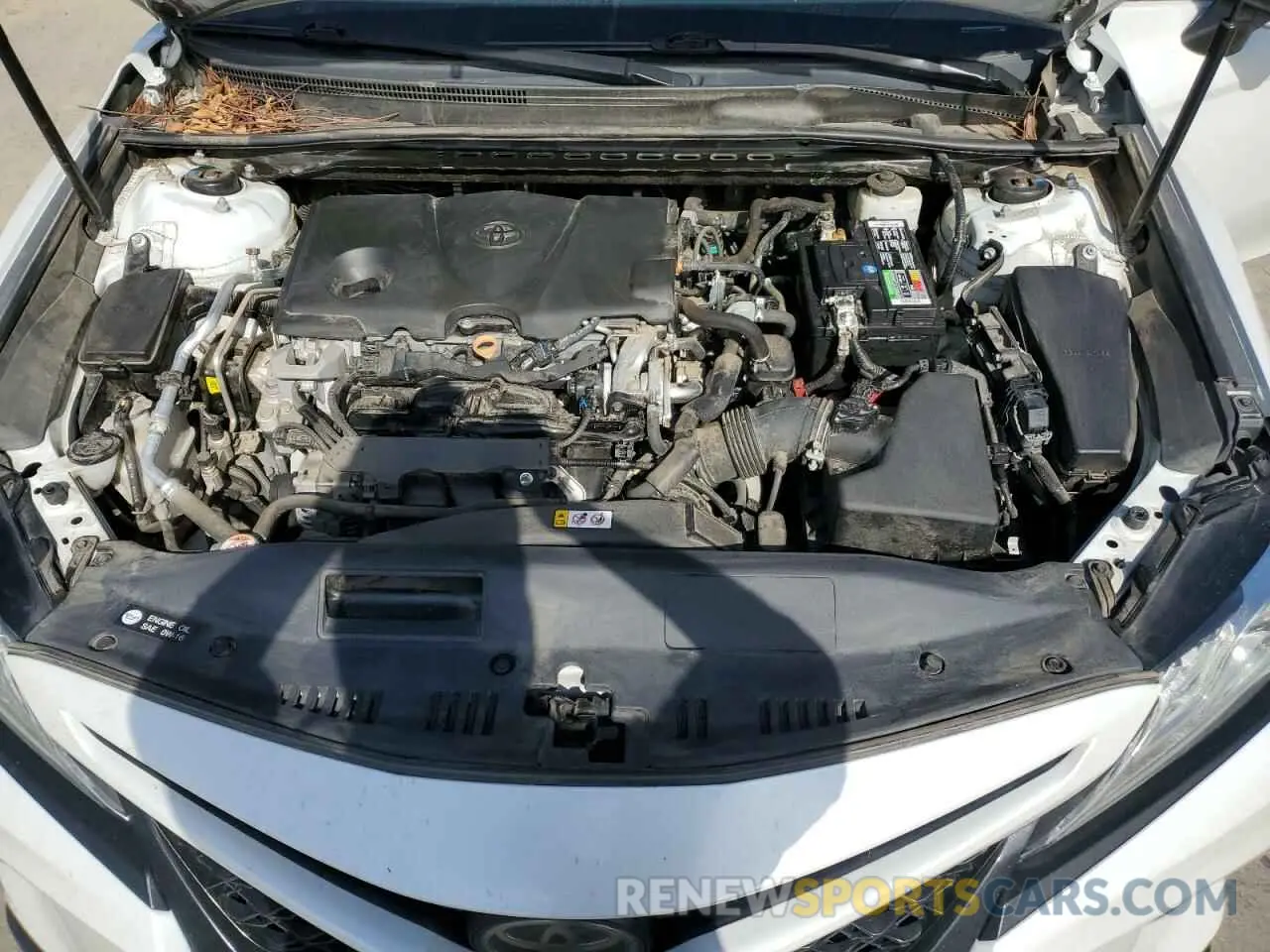 11 Photograph of a damaged car 4T1K61AK1LU325553 TOYOTA CAMRY 2020