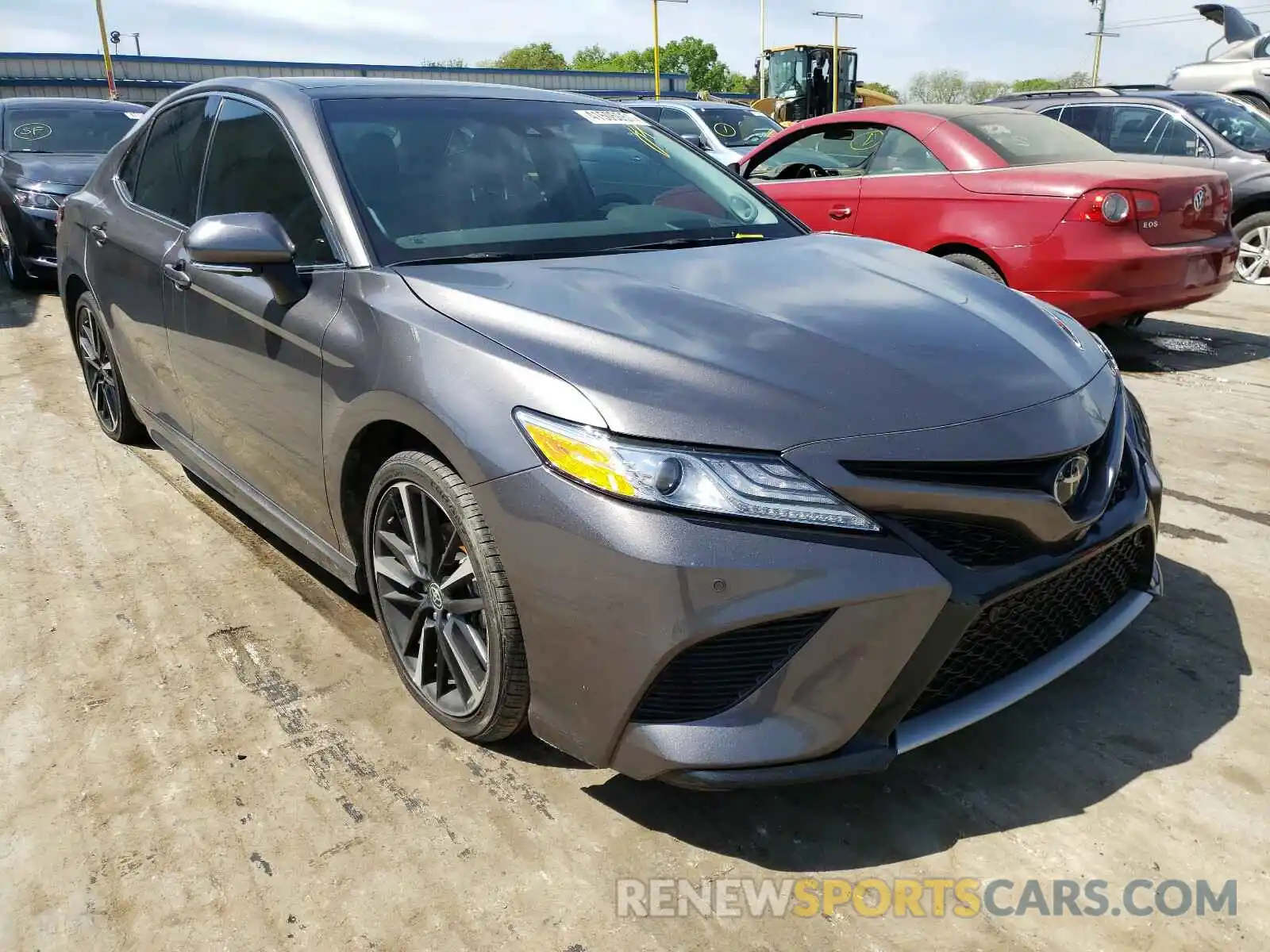 1 Photograph of a damaged car 4T1K61AK1LU366183 TOYOTA CAMRY 2020