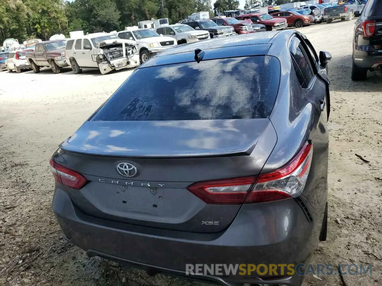 6 Photograph of a damaged car 4T1K61AK1LU378351 TOYOTA CAMRY 2020
