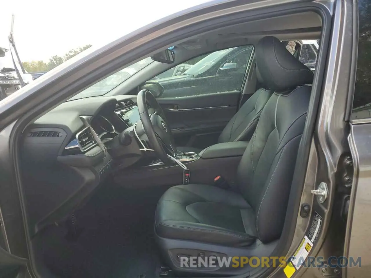 7 Photograph of a damaged car 4T1K61AK1LU378351 TOYOTA CAMRY 2020