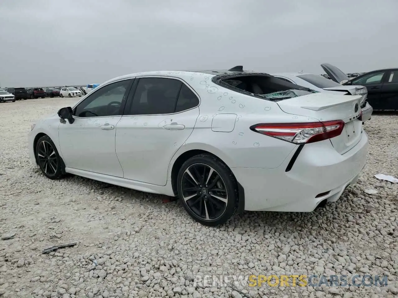 2 Photograph of a damaged car 4T1K61AK1LU862505 TOYOTA CAMRY 2020