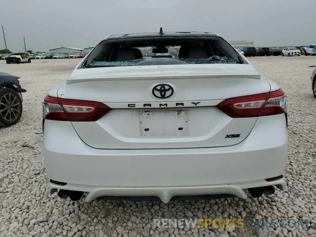 6 Photograph of a damaged car 4T1K61AK1LU862505 TOYOTA CAMRY 2020