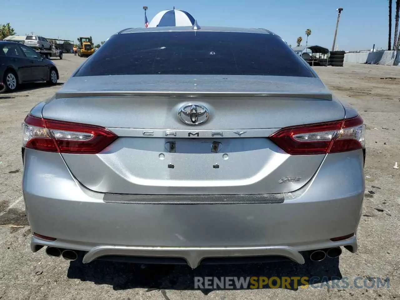 6 Photograph of a damaged car 4T1K61AK1LU870474 TOYOTA CAMRY 2020