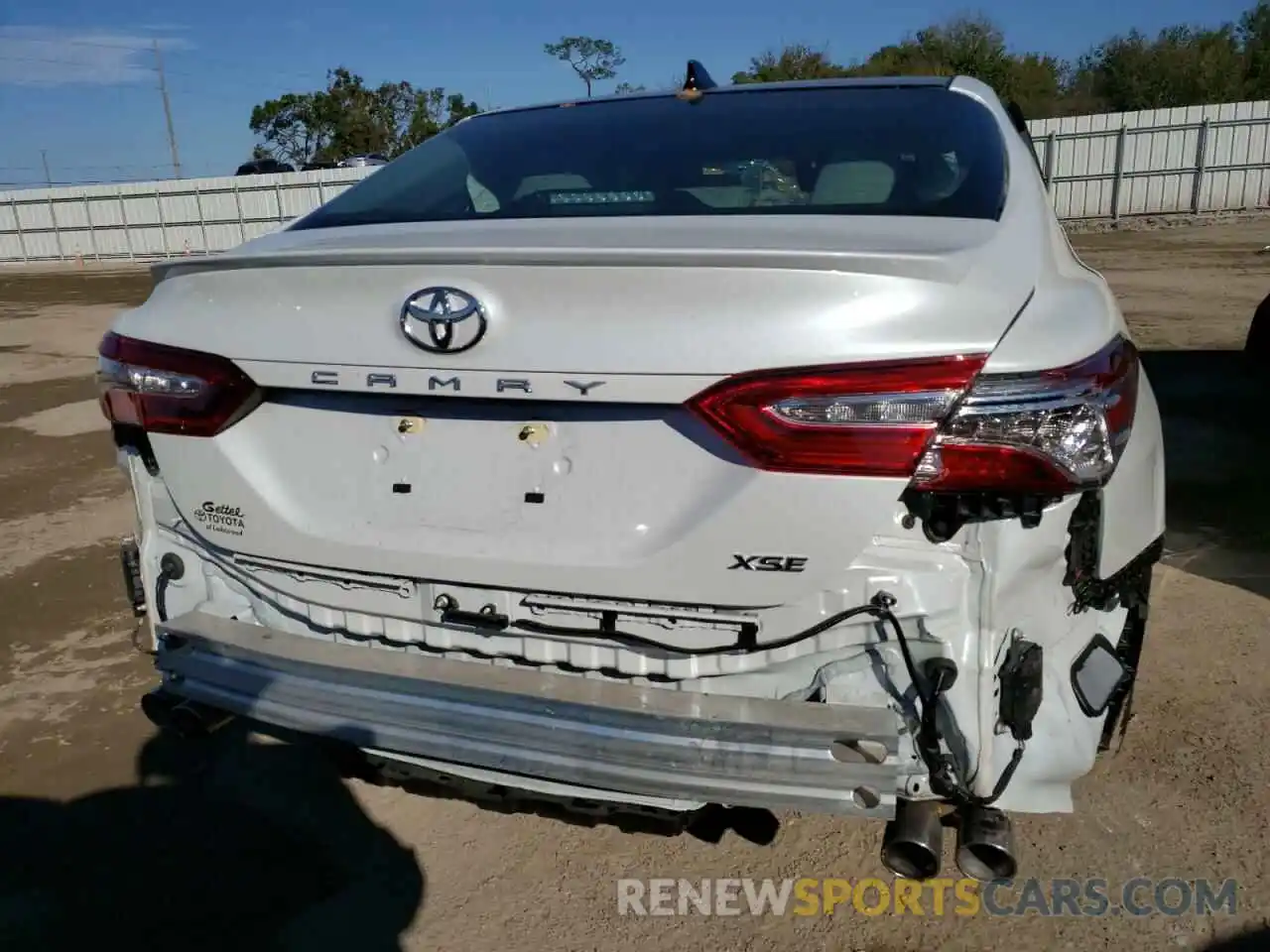 6 Photograph of a damaged car 4T1K61AK1LU962720 TOYOTA CAMRY 2020