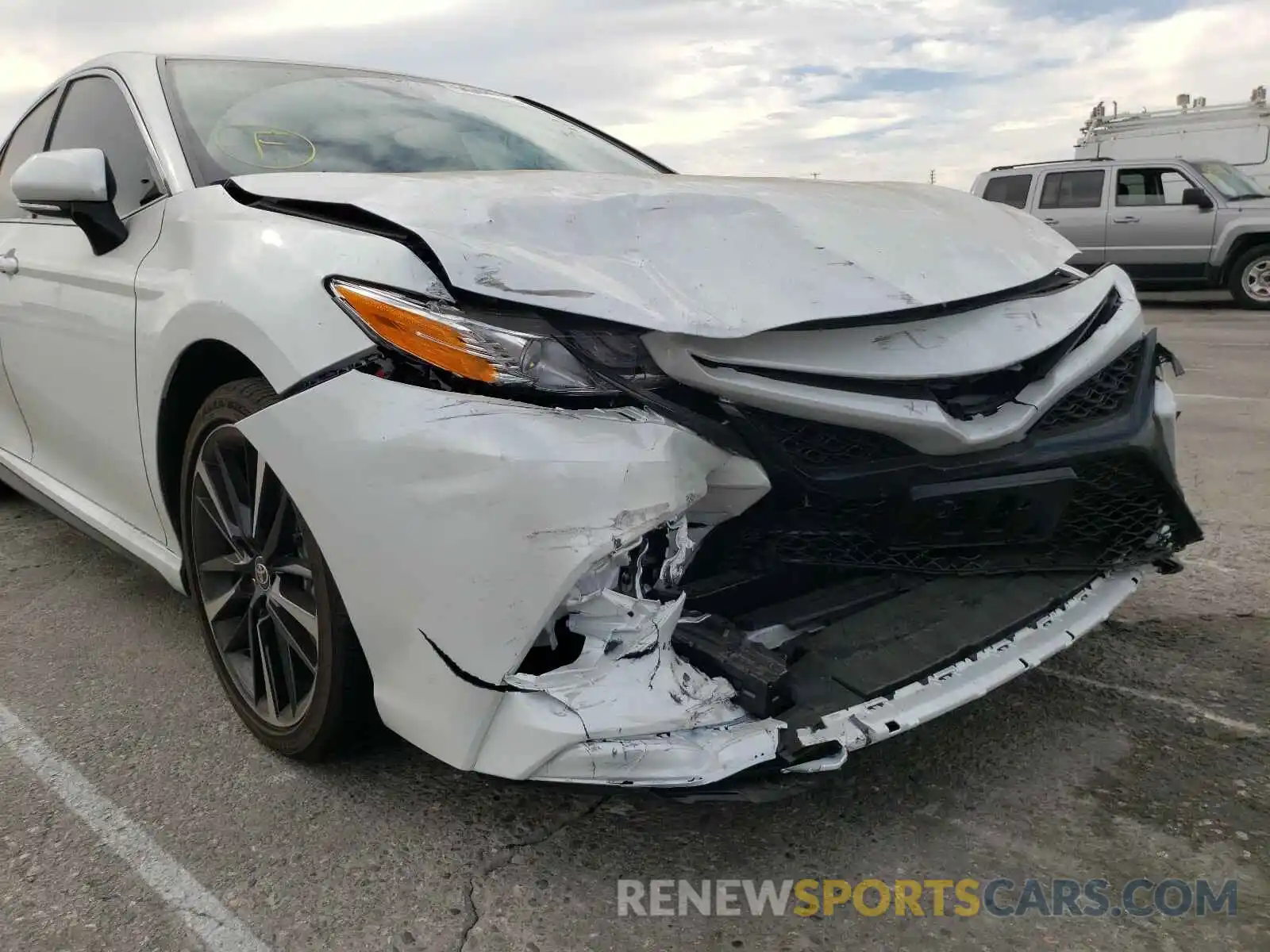 9 Photograph of a damaged car 4T1K61AK1LU984409 TOYOTA CAMRY 2020