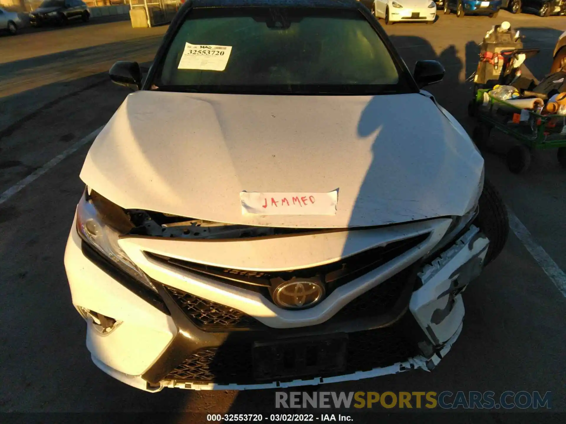 10 Photograph of a damaged car 4T1K61AK2LU305876 TOYOTA CAMRY 2020