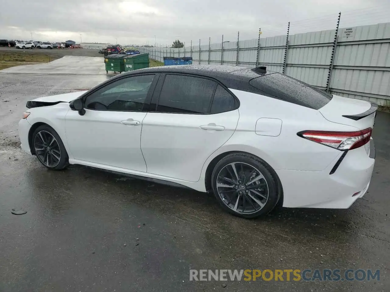 2 Photograph of a damaged car 4T1K61AK2LU328834 TOYOTA CAMRY 2020