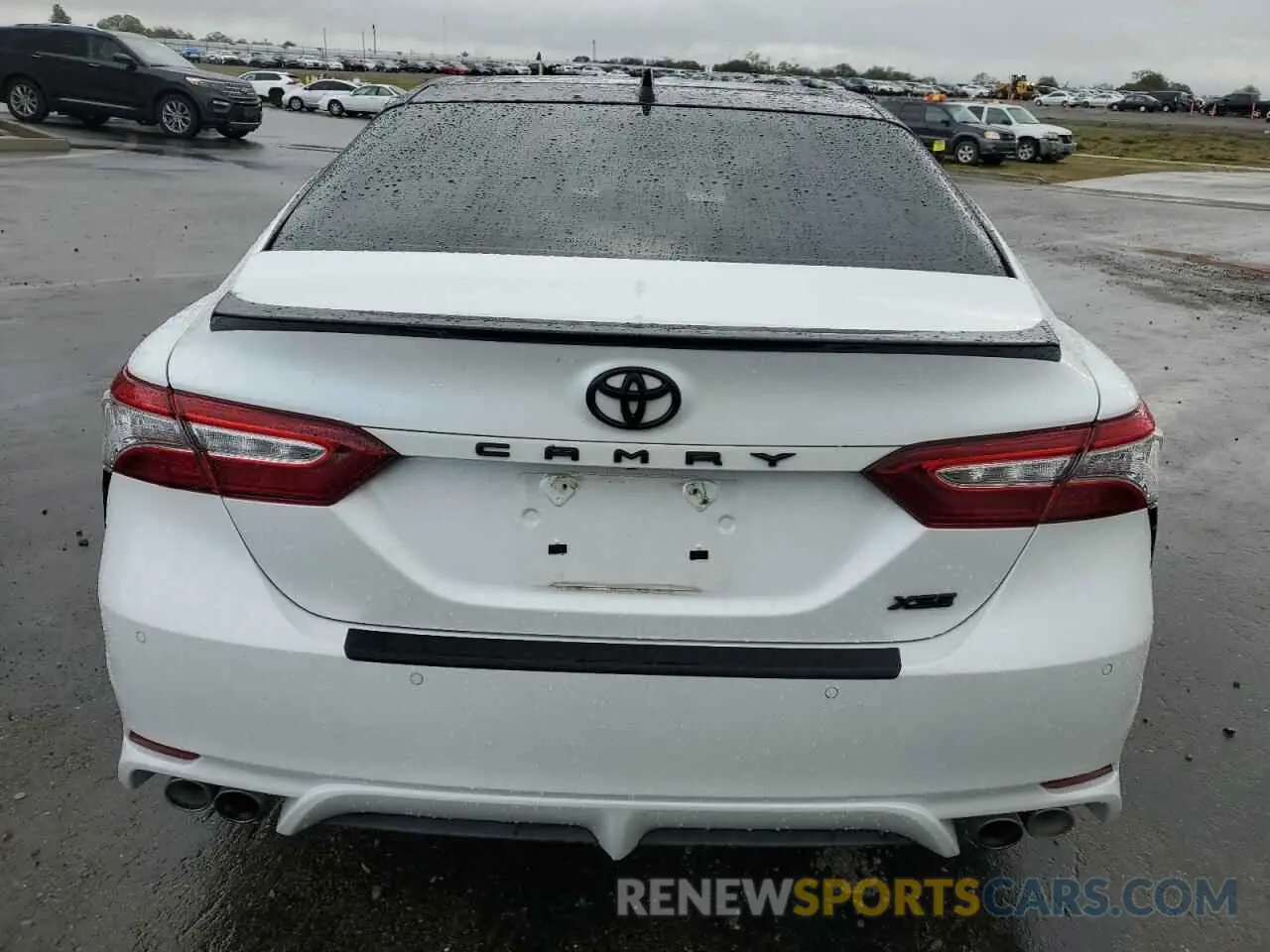6 Photograph of a damaged car 4T1K61AK2LU328834 TOYOTA CAMRY 2020