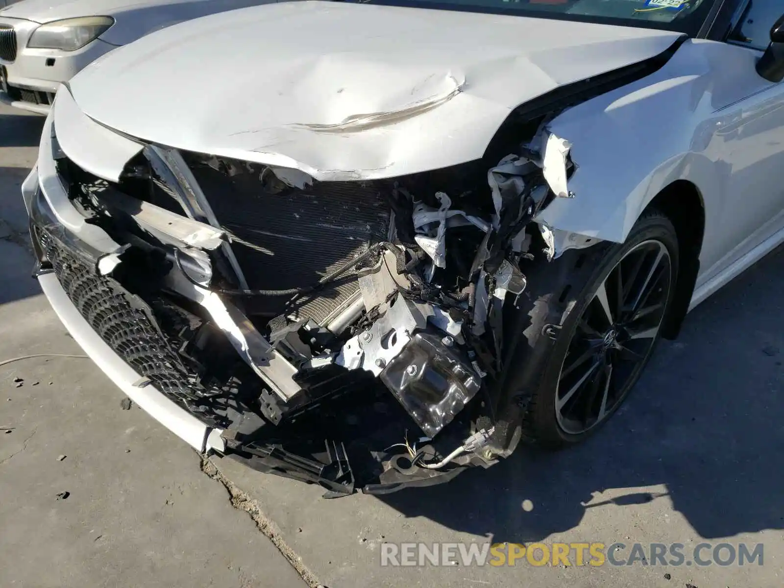 9 Photograph of a damaged car 4T1K61AK2LU332320 TOYOTA CAMRY 2020