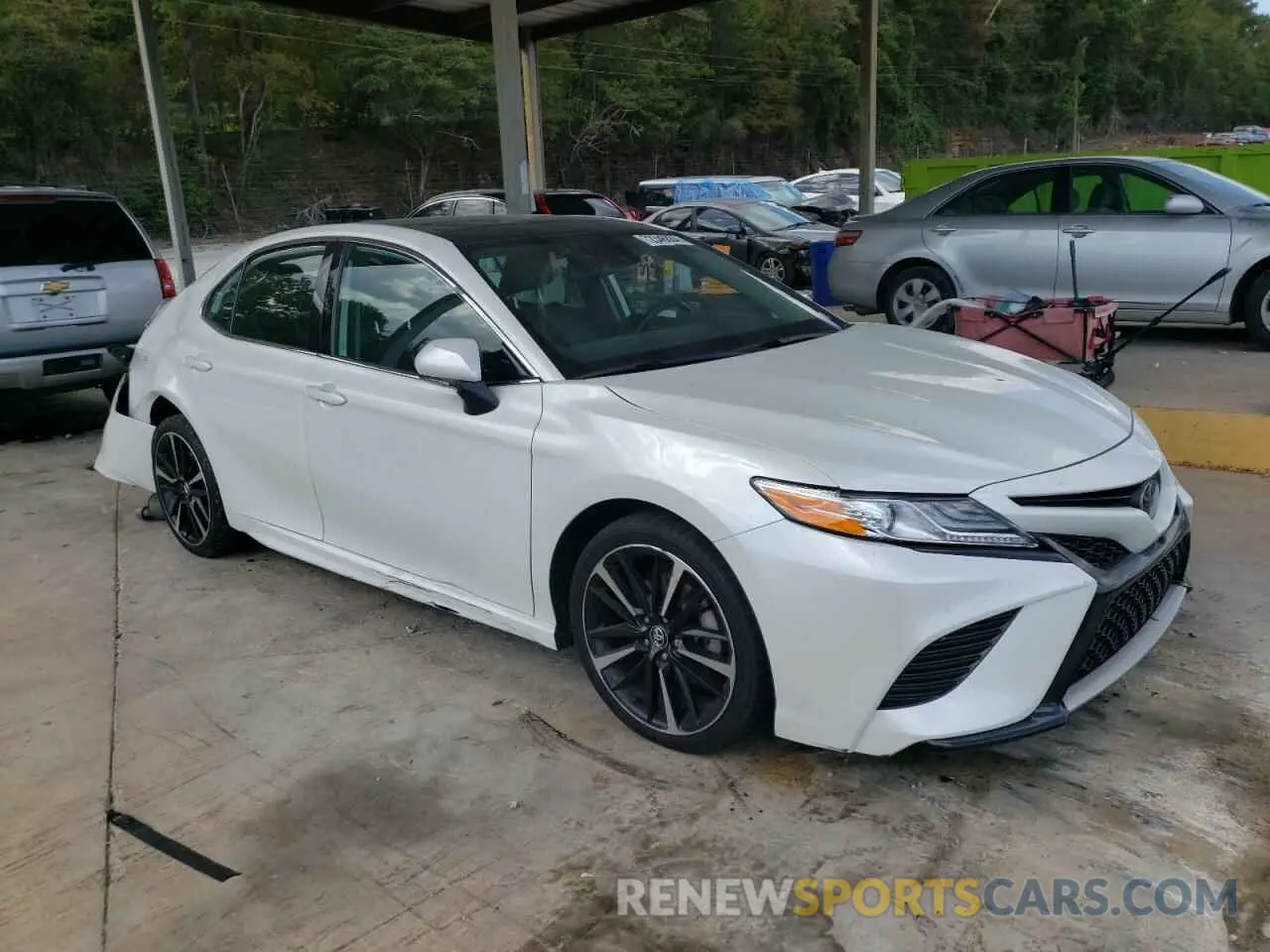 4 Photograph of a damaged car 4T1K61AK2LU349828 TOYOTA CAMRY 2020
