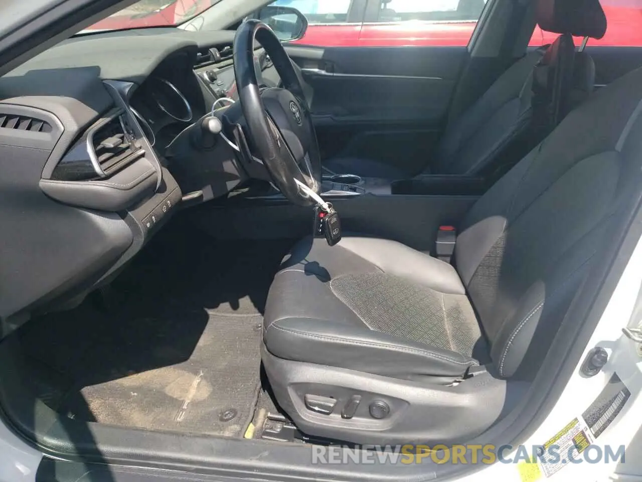 7 Photograph of a damaged car 4T1K61AK2LU349828 TOYOTA CAMRY 2020