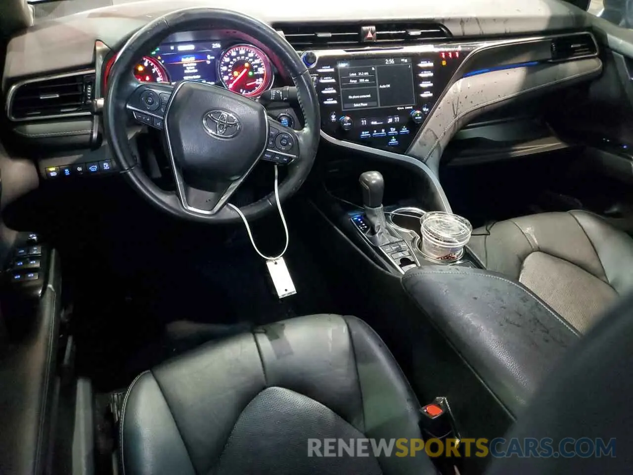 8 Photograph of a damaged car 4T1K61AK2LU353586 TOYOTA CAMRY 2020