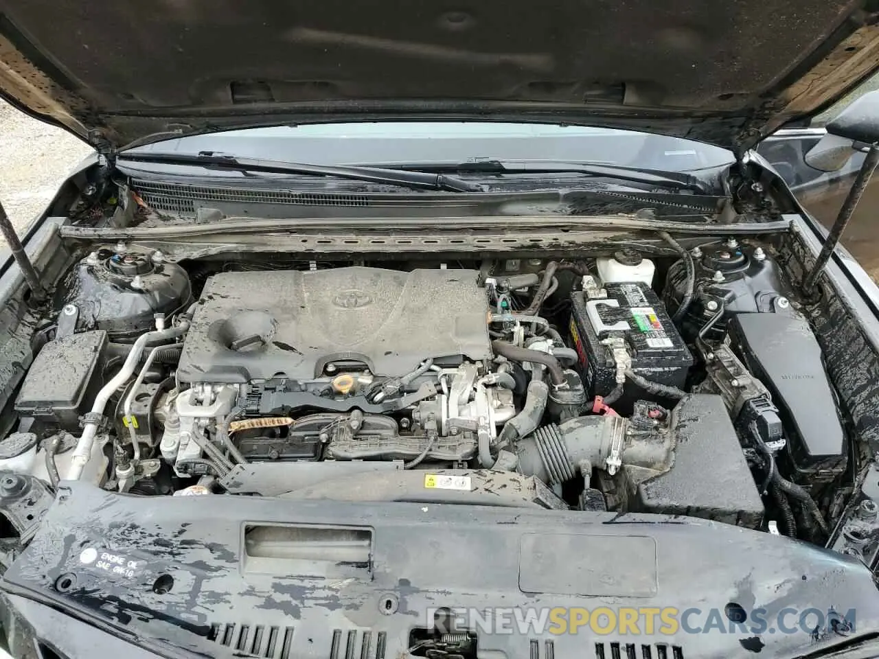 11 Photograph of a damaged car 4T1K61AK2LU355841 TOYOTA CAMRY 2020