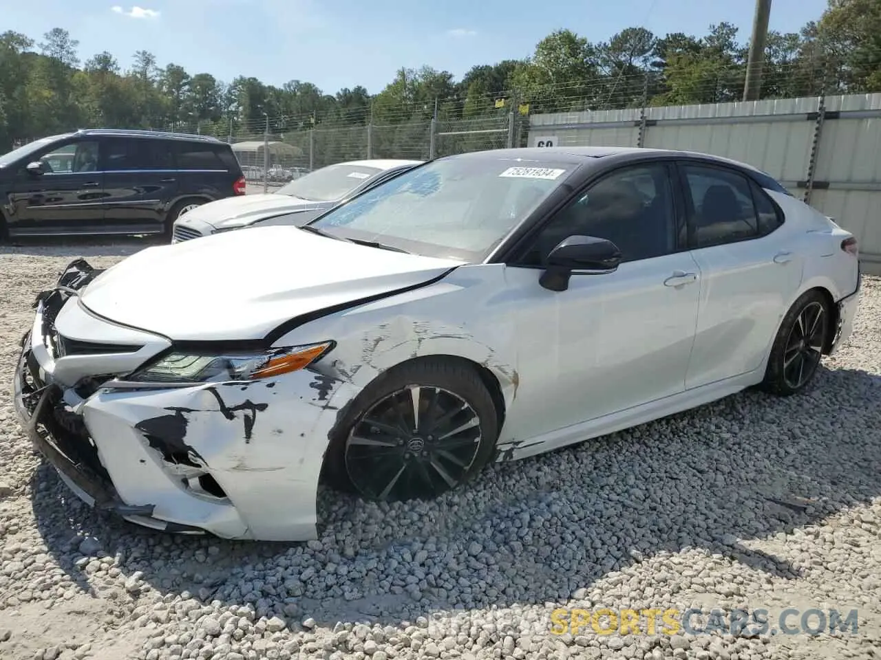 1 Photograph of a damaged car 4T1K61AK2LU377550 TOYOTA CAMRY 2020