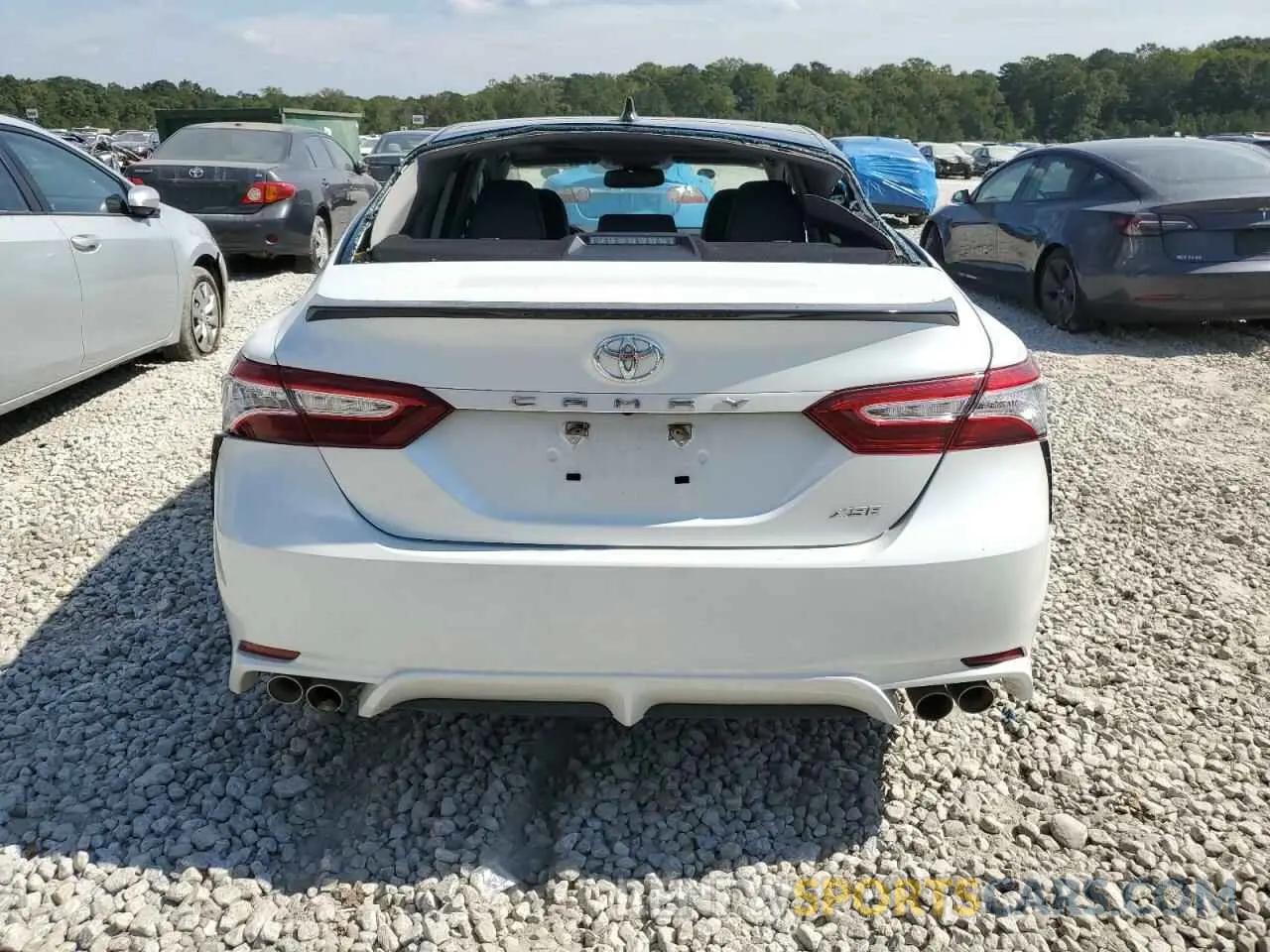 6 Photograph of a damaged car 4T1K61AK2LU377550 TOYOTA CAMRY 2020