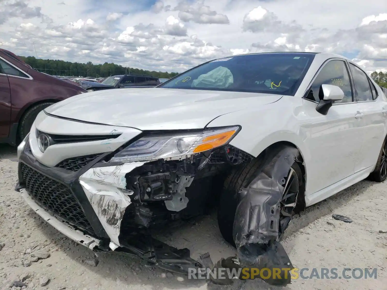 9 Photograph of a damaged car 4T1K61AK2LU384417 TOYOTA CAMRY 2020