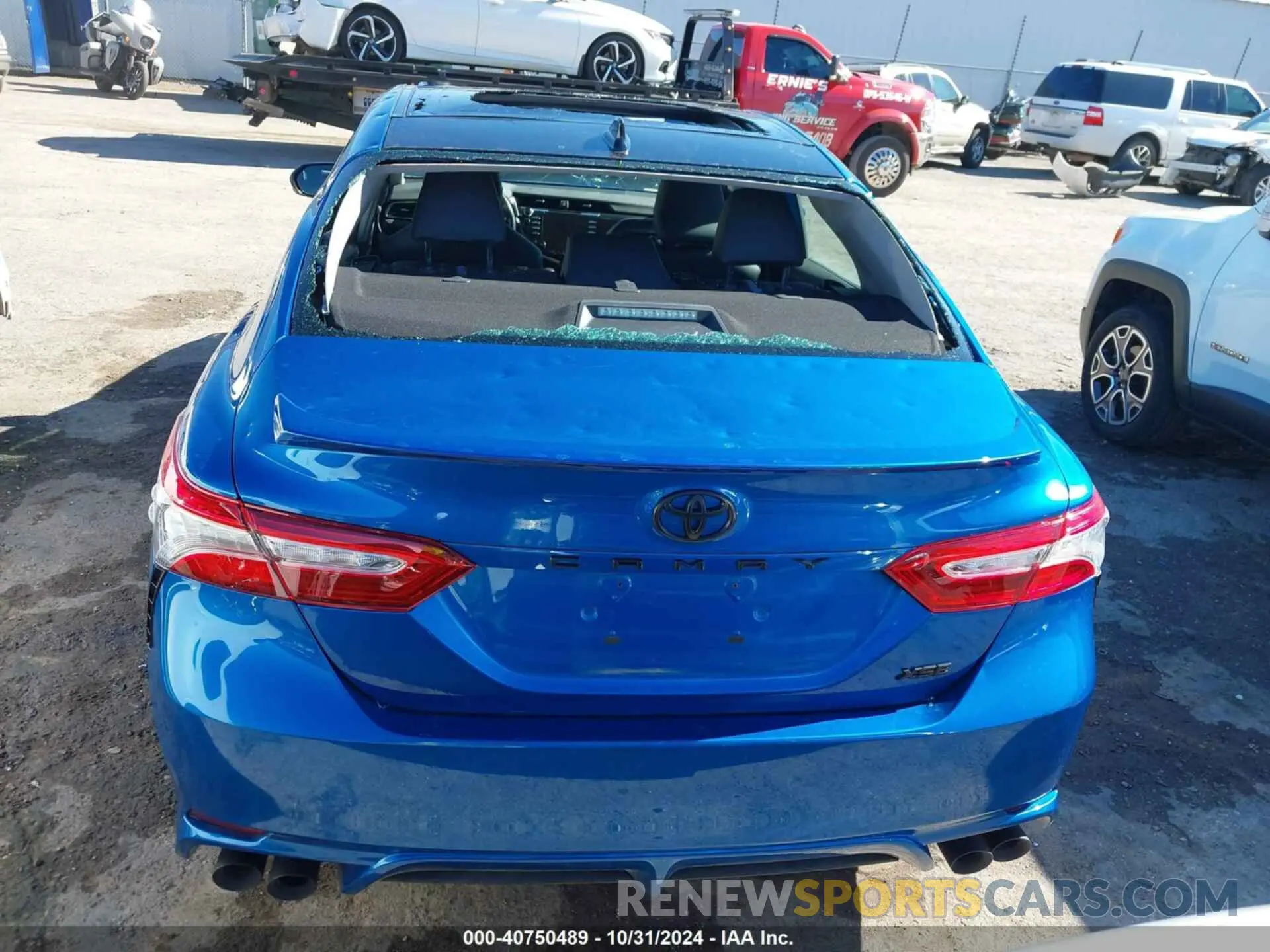 16 Photograph of a damaged car 4T1K61AK2LU385034 TOYOTA CAMRY 2020