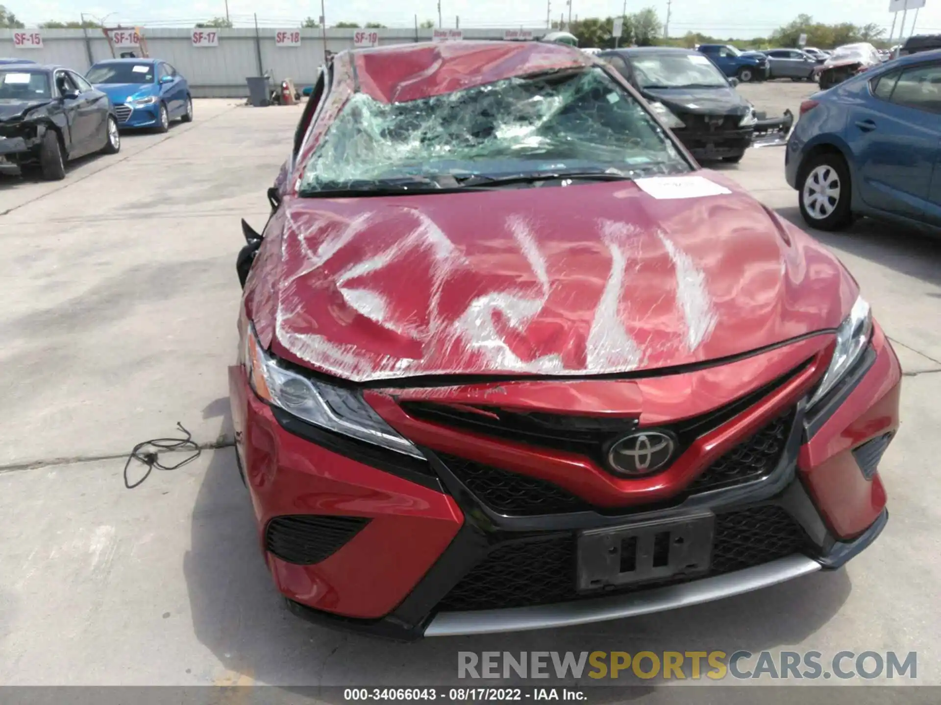 6 Photograph of a damaged car 4T1K61AK2LU394932 TOYOTA CAMRY 2020