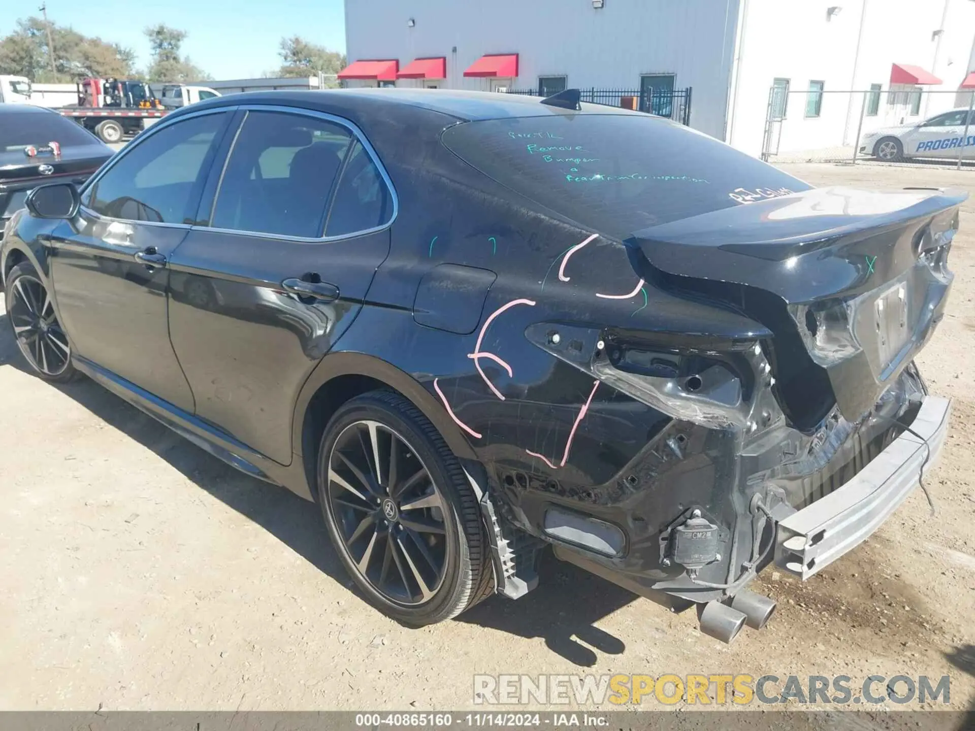 3 Photograph of a damaged car 4T1K61AK2LU879068 TOYOTA CAMRY 2020