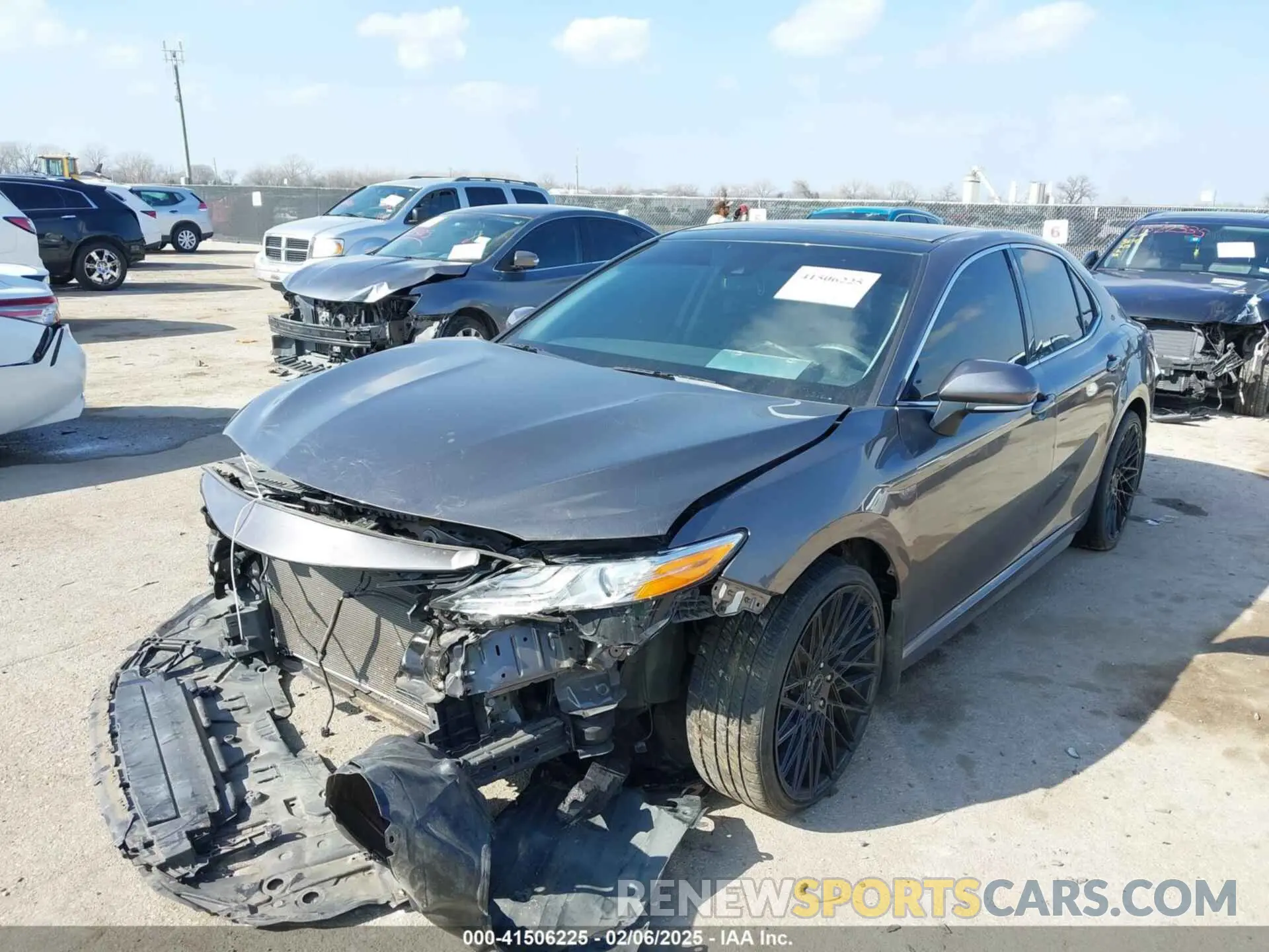 2 Photograph of a damaged car 4T1K61AK2LU915924 TOYOTA CAMRY 2020