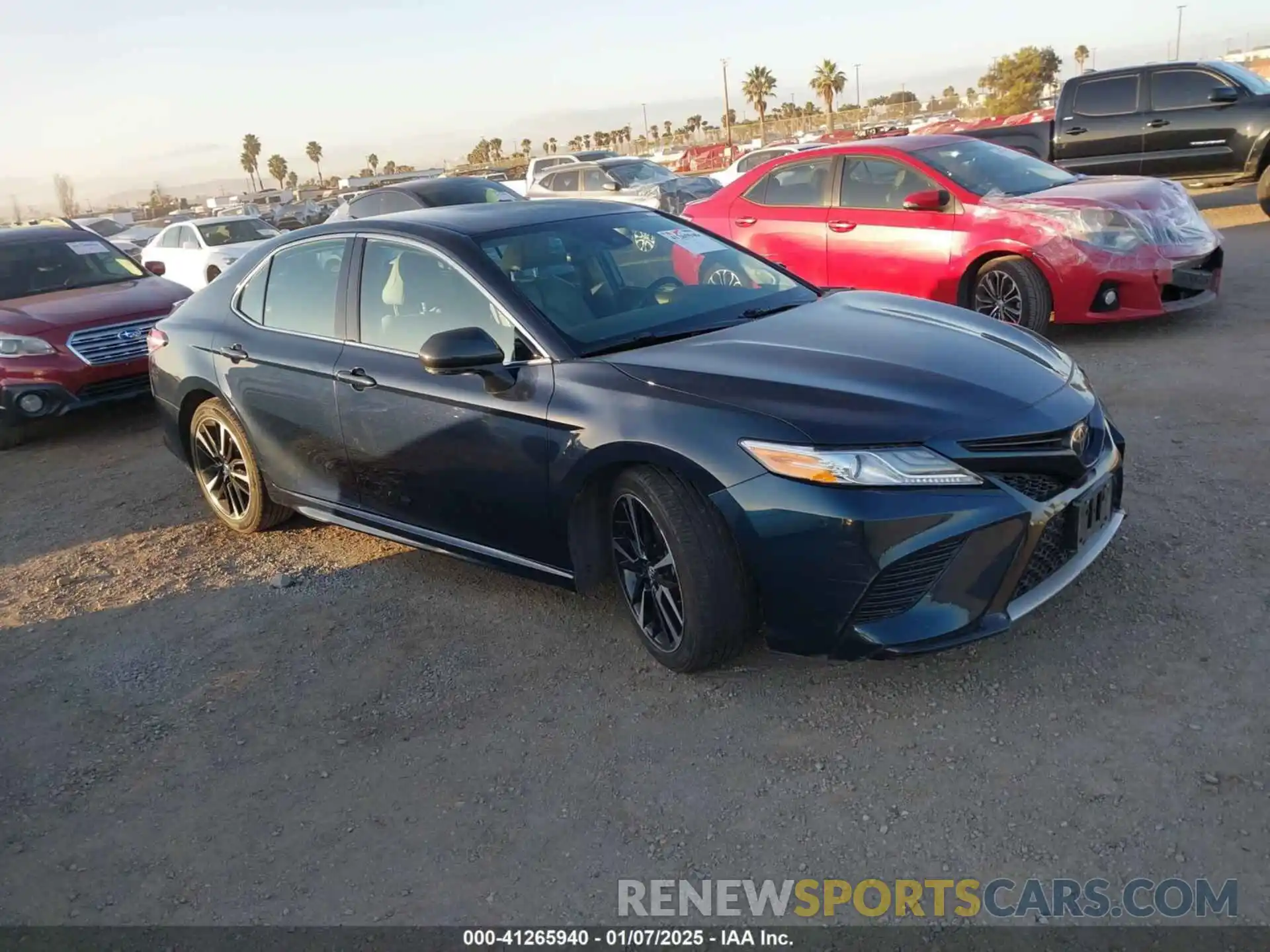 1 Photograph of a damaged car 4T1K61AK2LU936627 TOYOTA CAMRY 2020