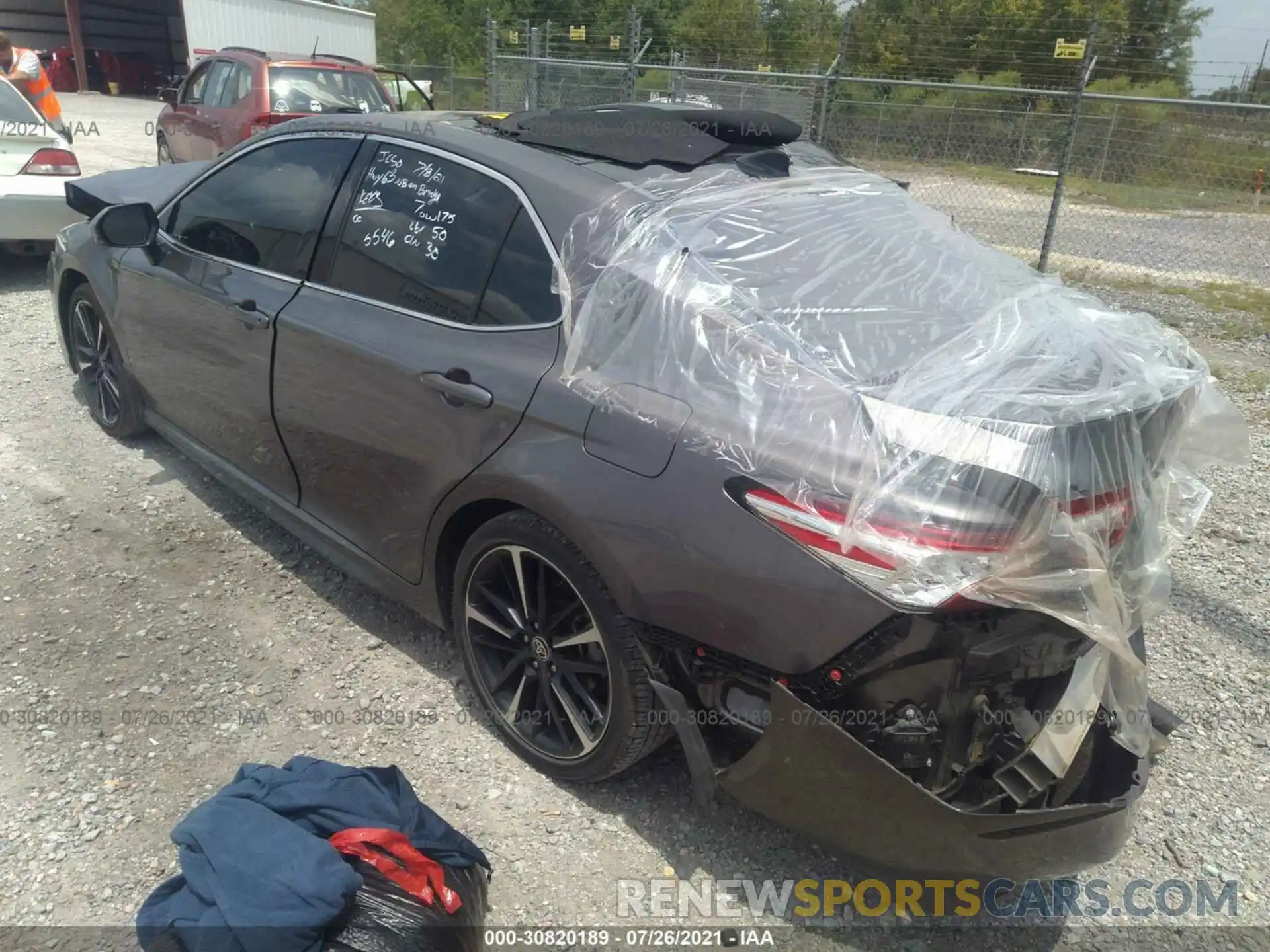 3 Photograph of a damaged car 4T1K61AK2LU978893 TOYOTA CAMRY 2020