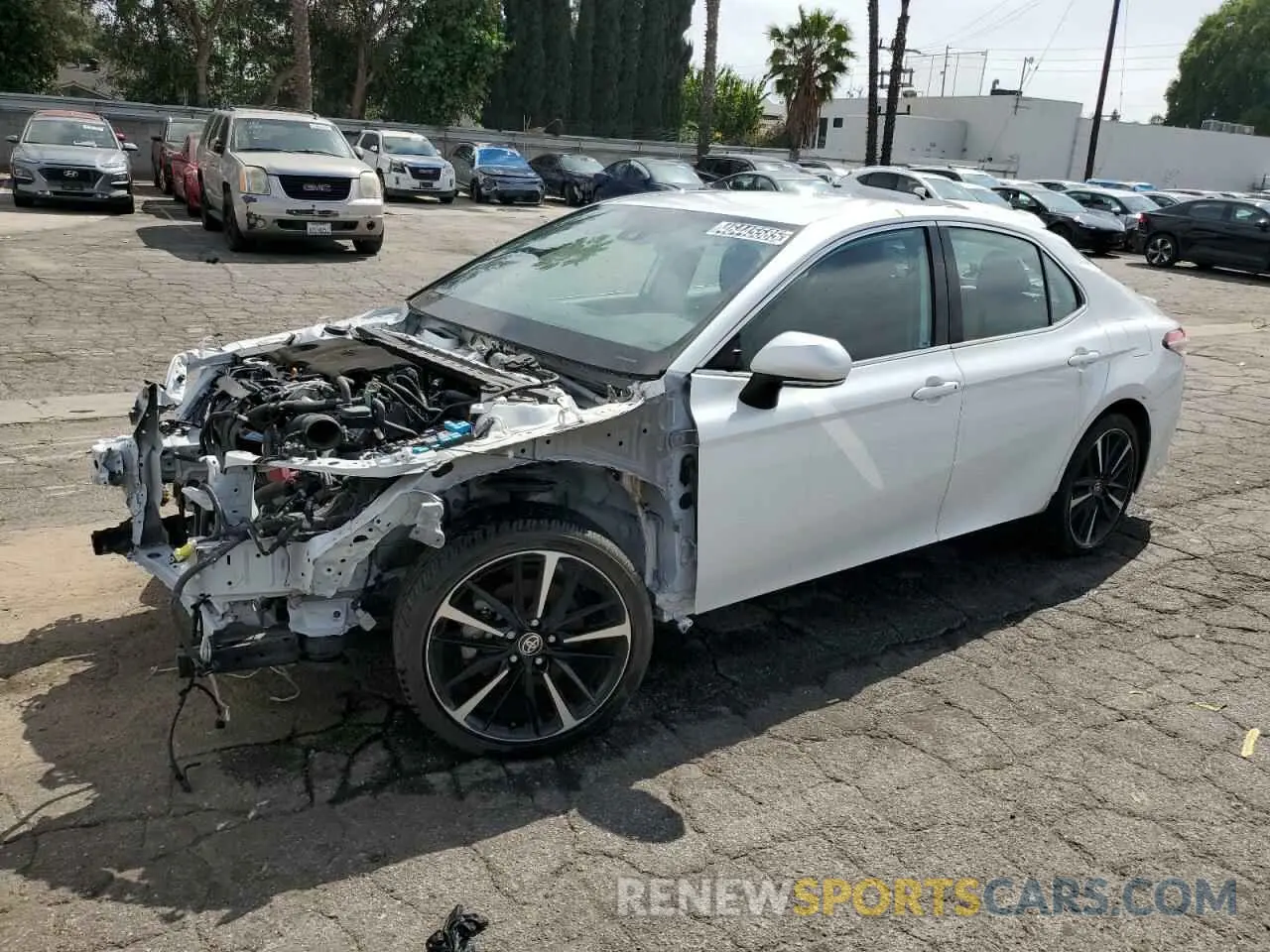 1 Photograph of a damaged car 4T1K61AK2LU987237 TOYOTA CAMRY 2020