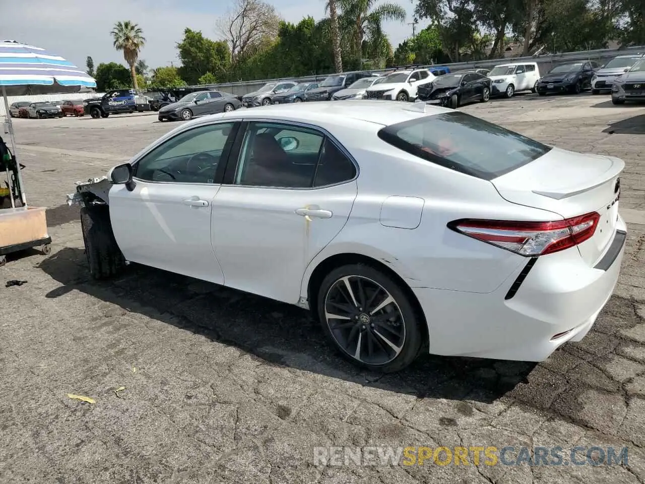 2 Photograph of a damaged car 4T1K61AK2LU987237 TOYOTA CAMRY 2020