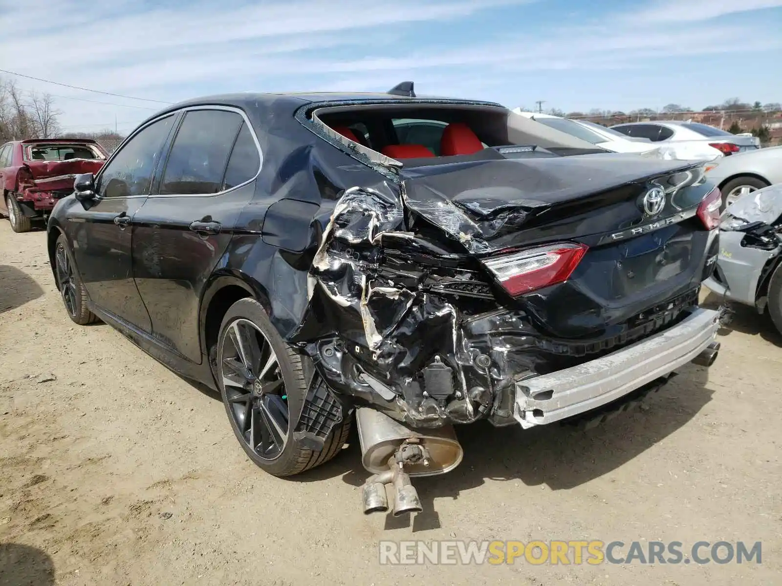 3 Photograph of a damaged car 4T1K61AK2LU988436 TOYOTA CAMRY 2020