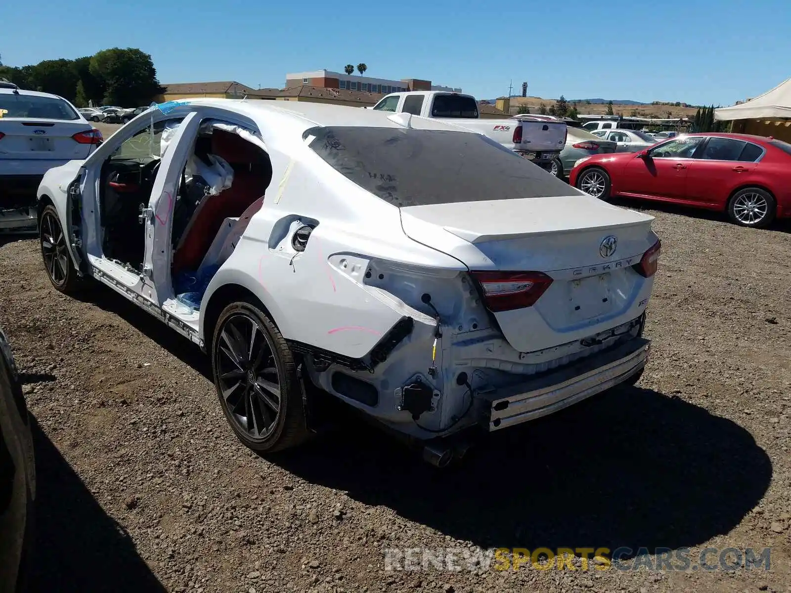 3 Photograph of a damaged car 4T1K61AK2LU993586 TOYOTA CAMRY 2020