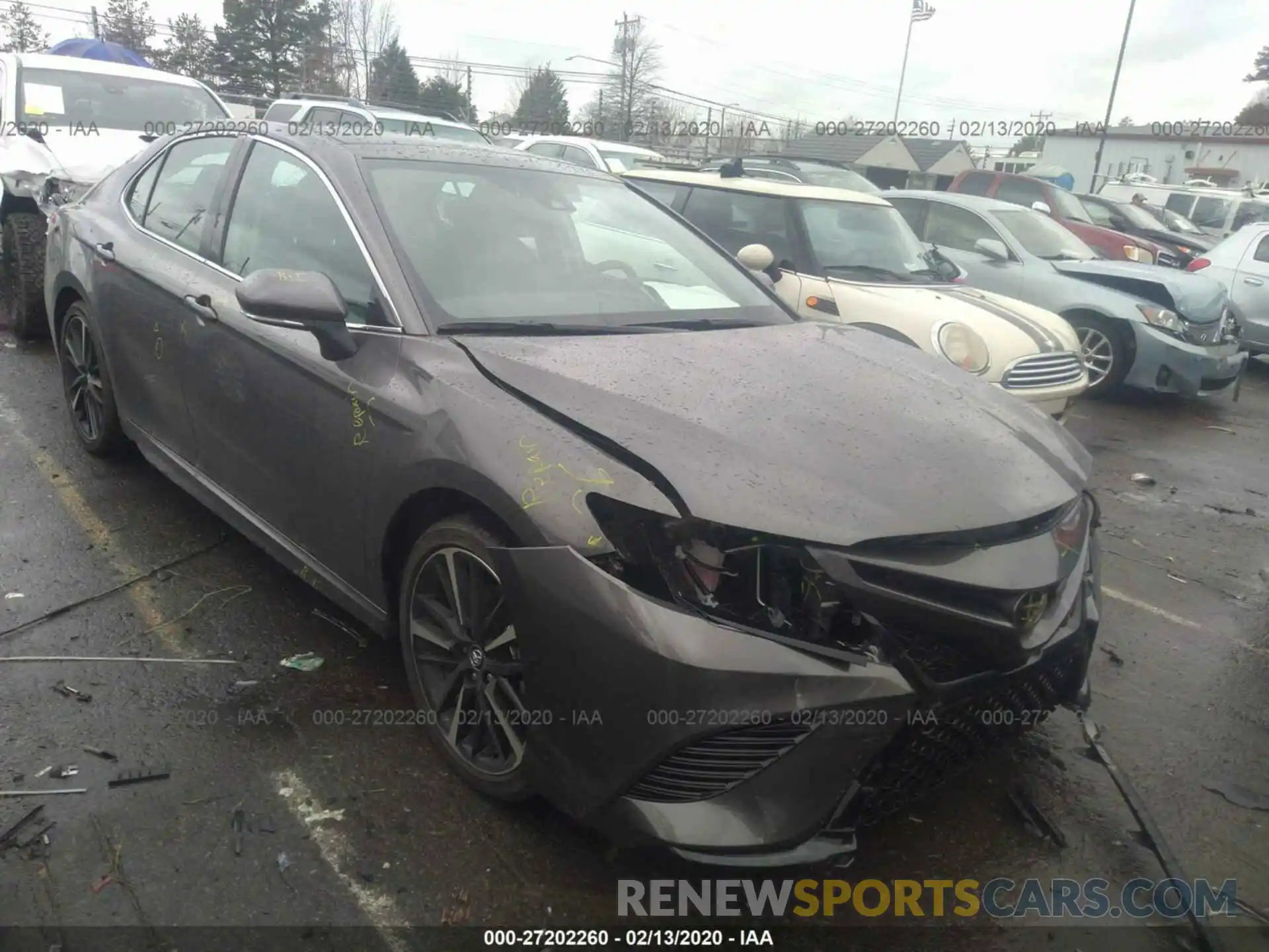 1 Photograph of a damaged car 4T1K61AK3LU313839 TOYOTA CAMRY 2020