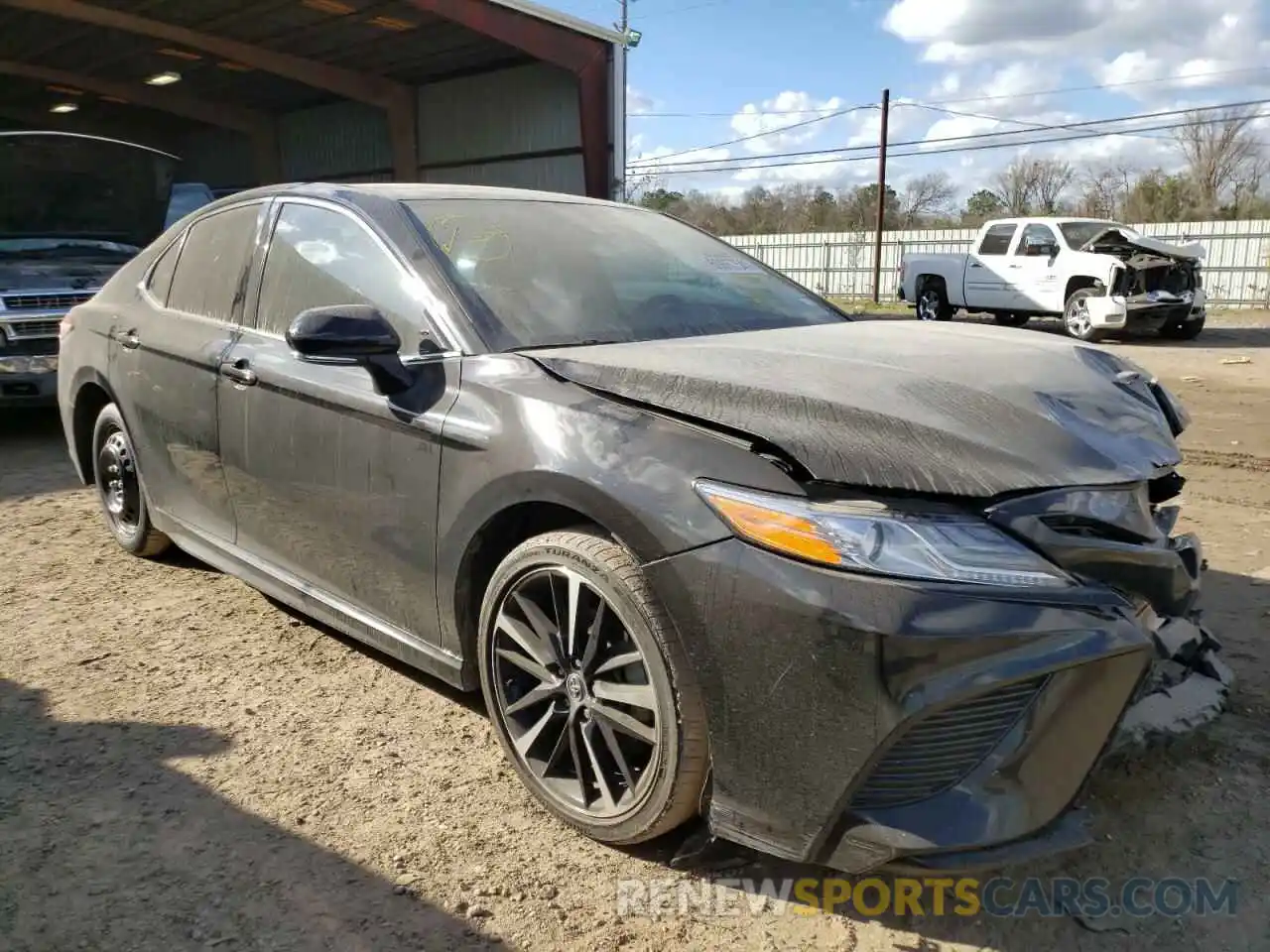 1 Photograph of a damaged car 4T1K61AK3LU316028 TOYOTA CAMRY 2020