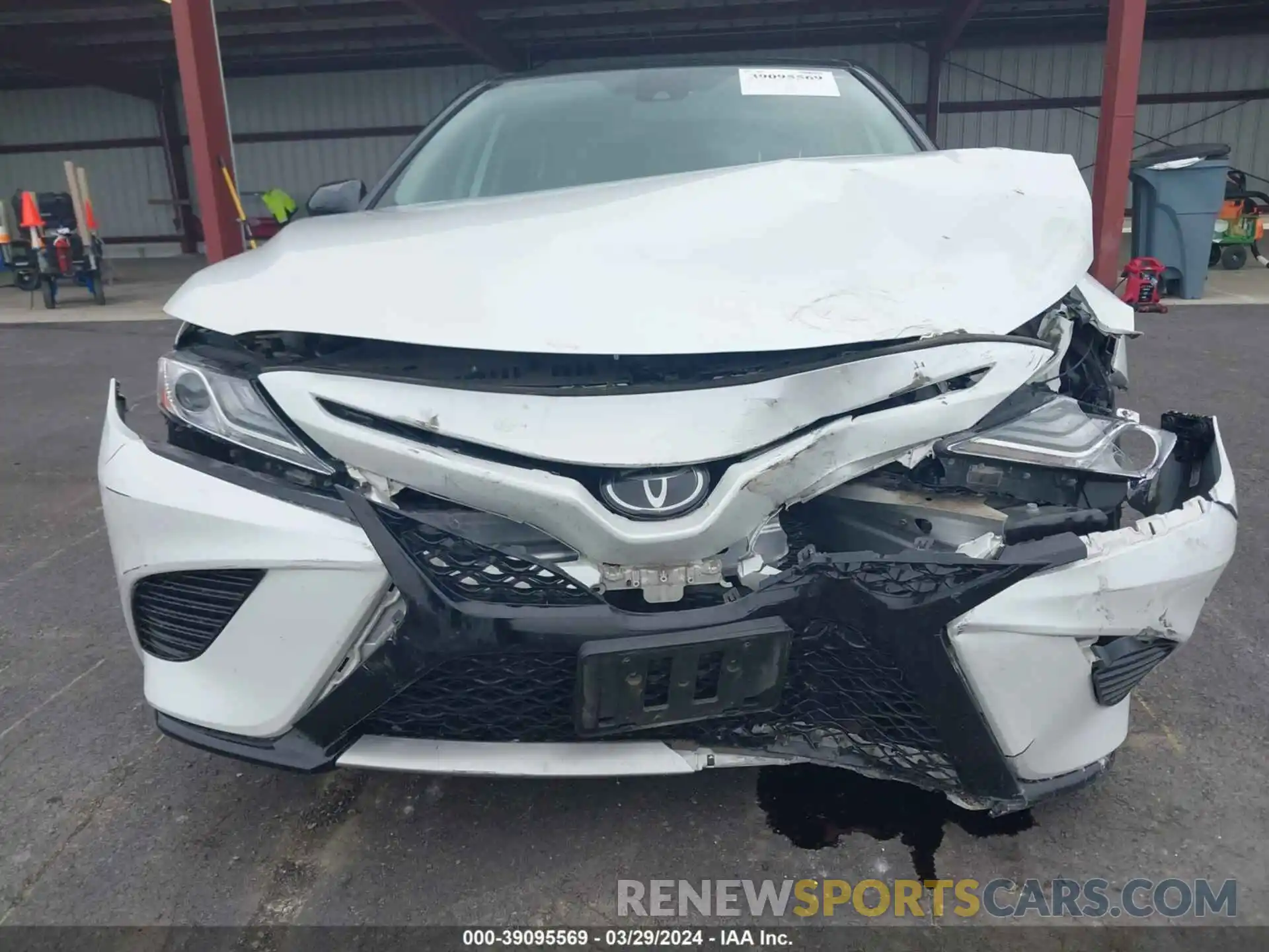 6 Photograph of a damaged car 4T1K61AK3LU360773 TOYOTA CAMRY 2020