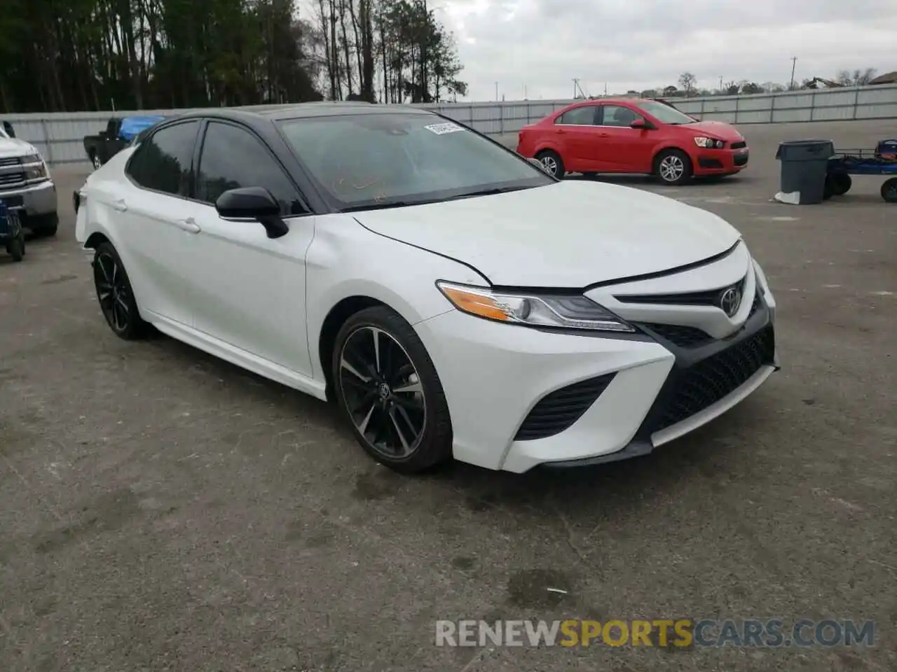 1 Photograph of a damaged car 4T1K61AK3LU378884 TOYOTA CAMRY 2020