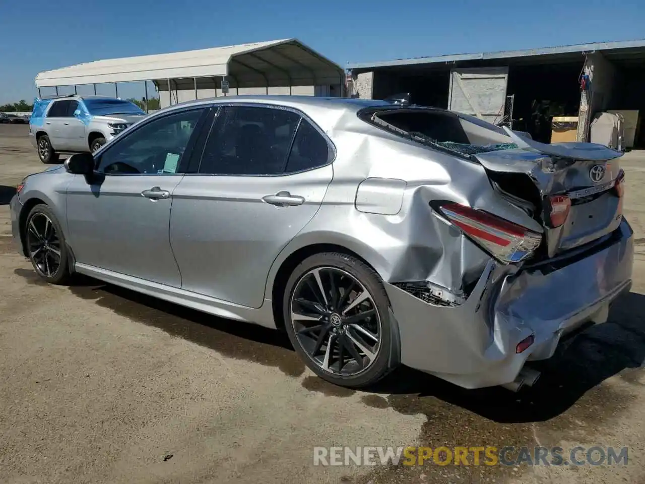 2 Photograph of a damaged car 4T1K61AK3LU393157 TOYOTA CAMRY 2020