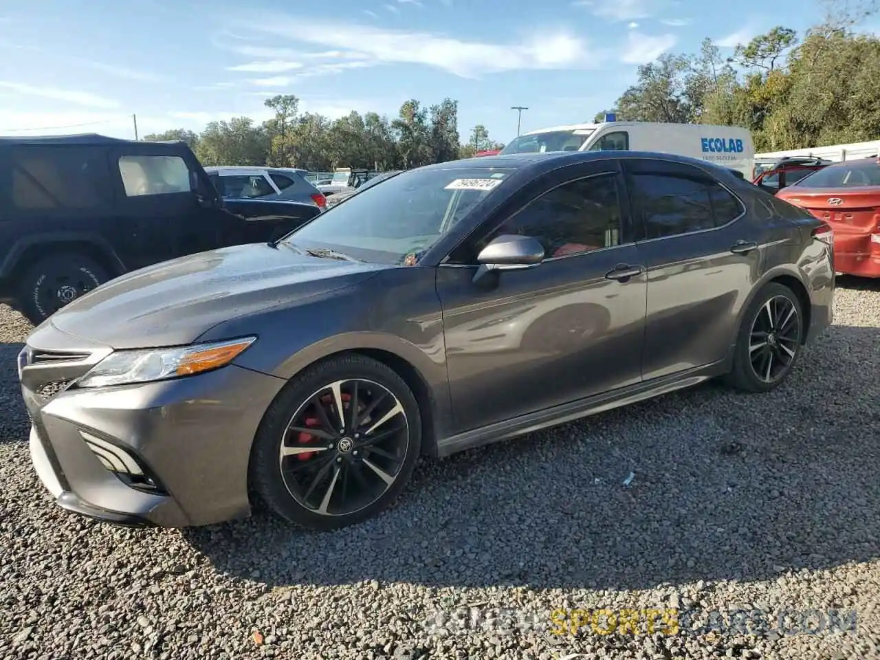 1 Photograph of a damaged car 4T1K61AK3LU503124 TOYOTA CAMRY 2020