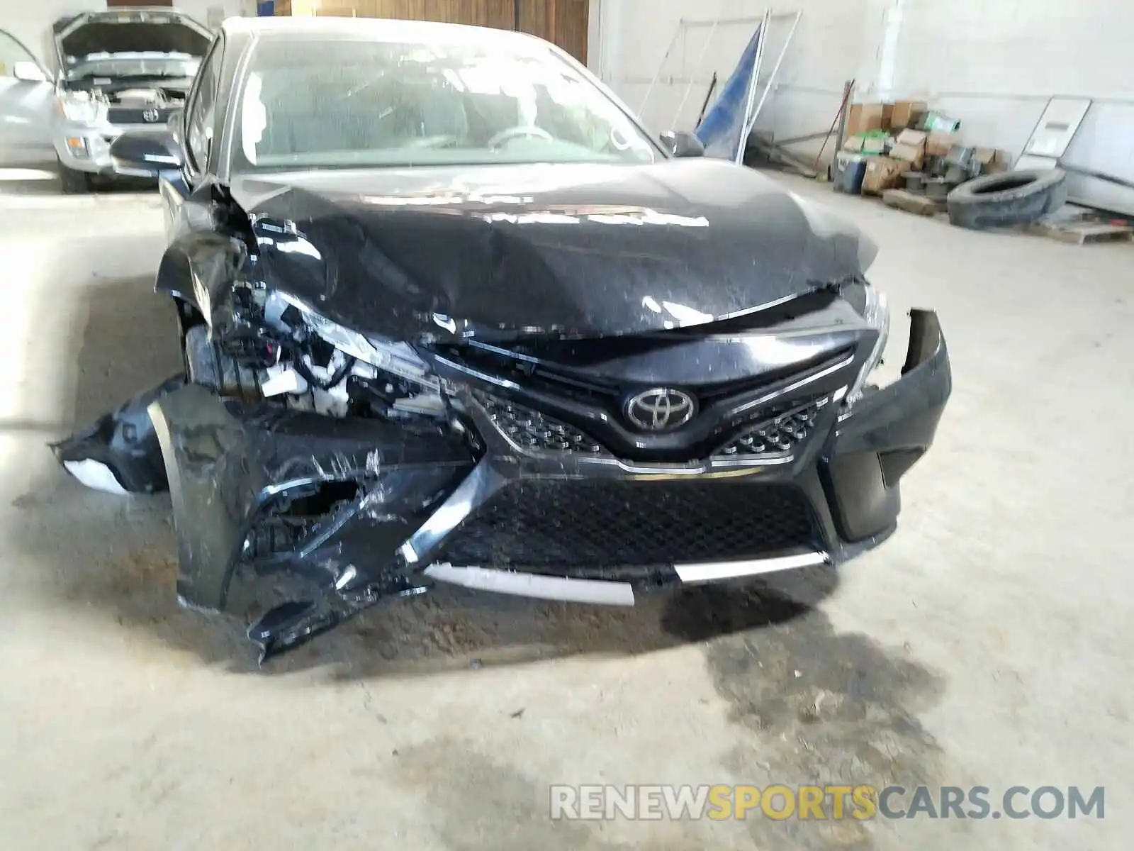 9 Photograph of a damaged car 4T1K61AK3LU860741 TOYOTA CAMRY 2020