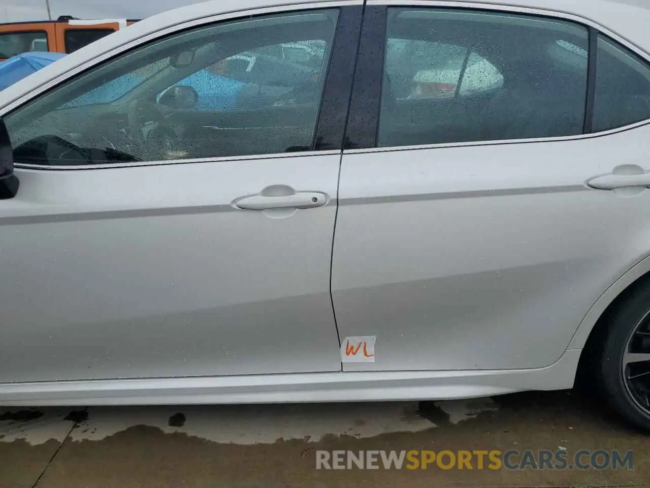 12 Photograph of a damaged car 4T1K61AK3LU861470 TOYOTA CAMRY 2020