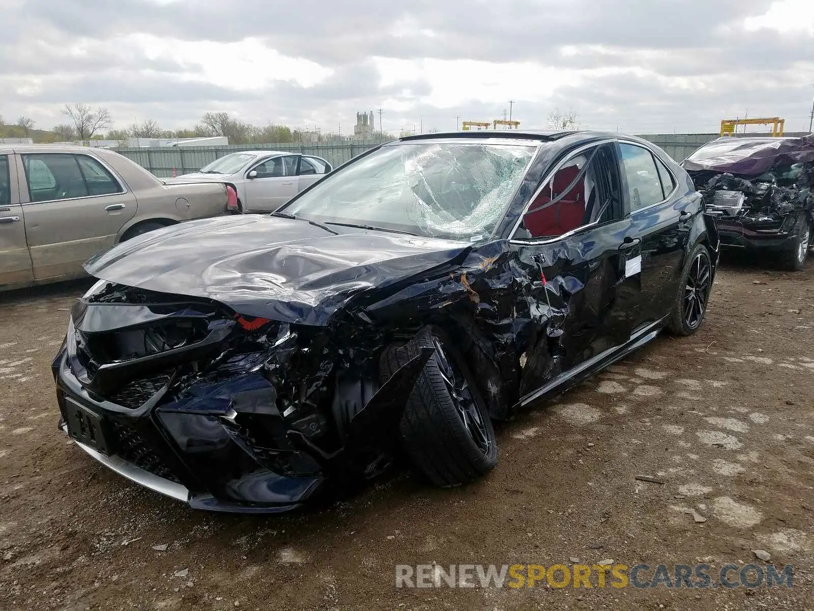 2 Photograph of a damaged car 4T1K61AK3LU890127 TOYOTA CAMRY 2020