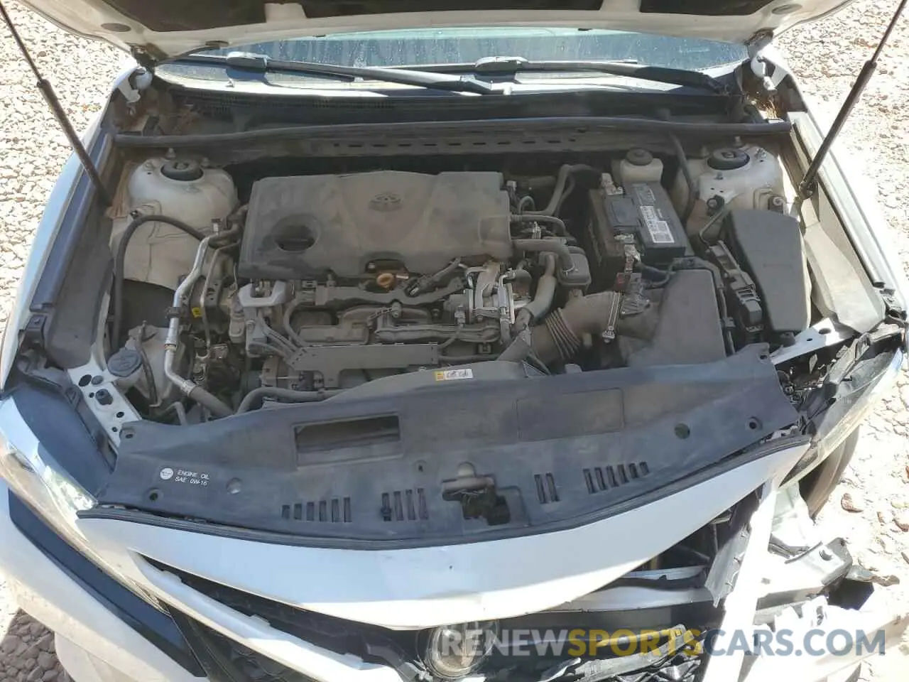 11 Photograph of a damaged car 4T1K61AK3LU940279 TOYOTA CAMRY 2020