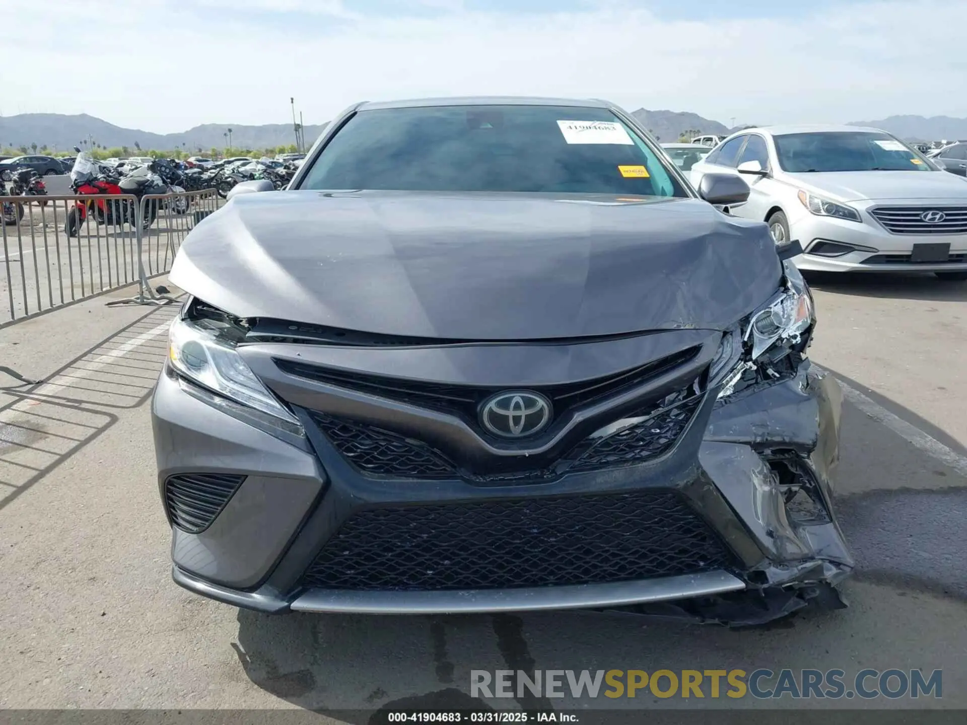 12 Photograph of a damaged car 4T1K61AK3LU961603 TOYOTA CAMRY 2020