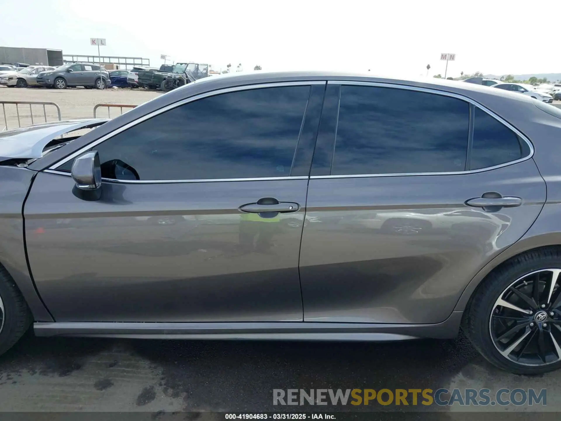 14 Photograph of a damaged car 4T1K61AK3LU961603 TOYOTA CAMRY 2020