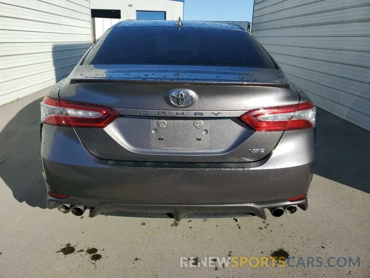 6 Photograph of a damaged car 4T1K61AK3LU966042 TOYOTA CAMRY 2020