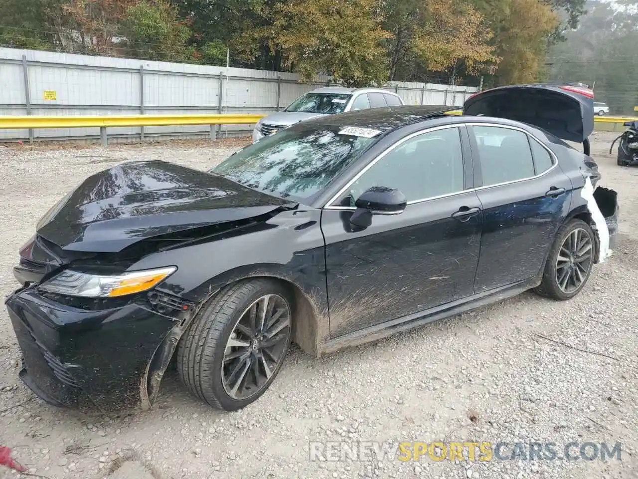 1 Photograph of a damaged car 4T1K61AK4LU301196 TOYOTA CAMRY 2020