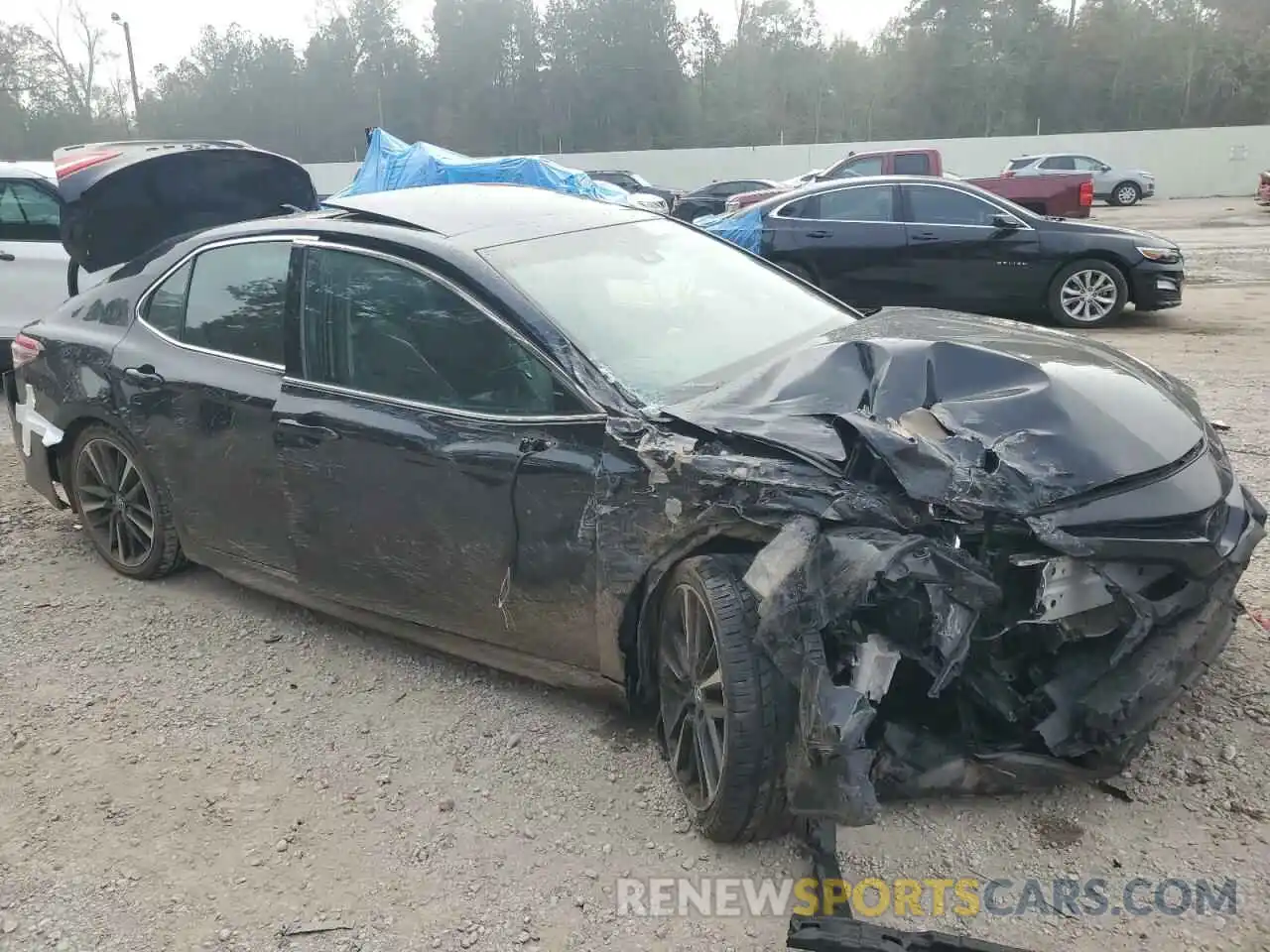 4 Photograph of a damaged car 4T1K61AK4LU301196 TOYOTA CAMRY 2020